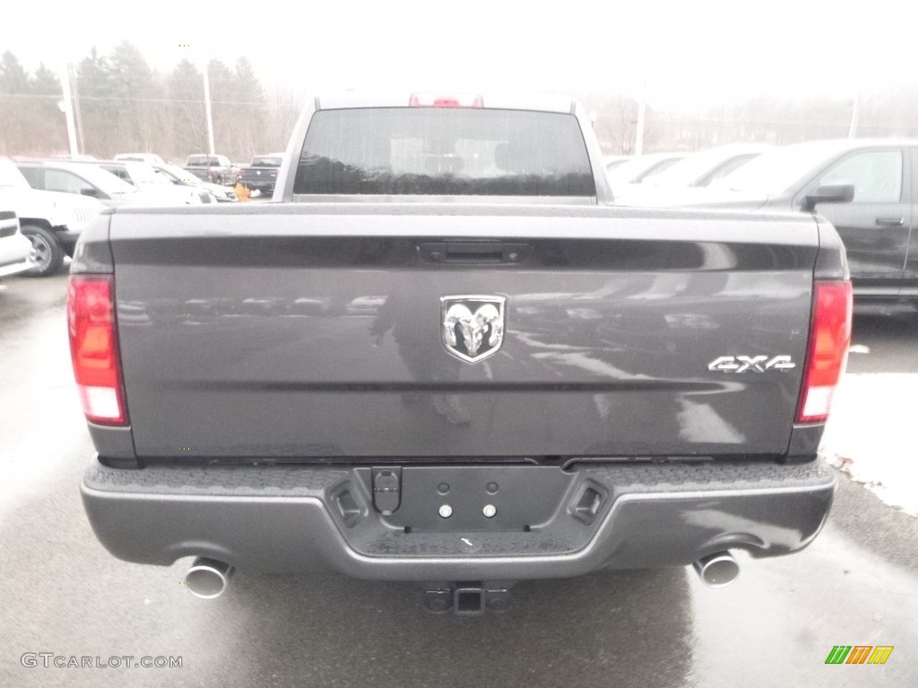2018 1500 Express Quad Cab 4x4 - Granite Crystal Metallic / Black/Diesel Gray photo #4