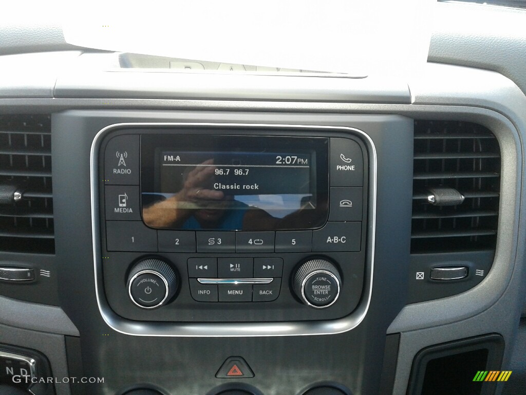 2018 1500 Tradesman Quad Cab - Bright White / Black/Diesel Gray photo #15