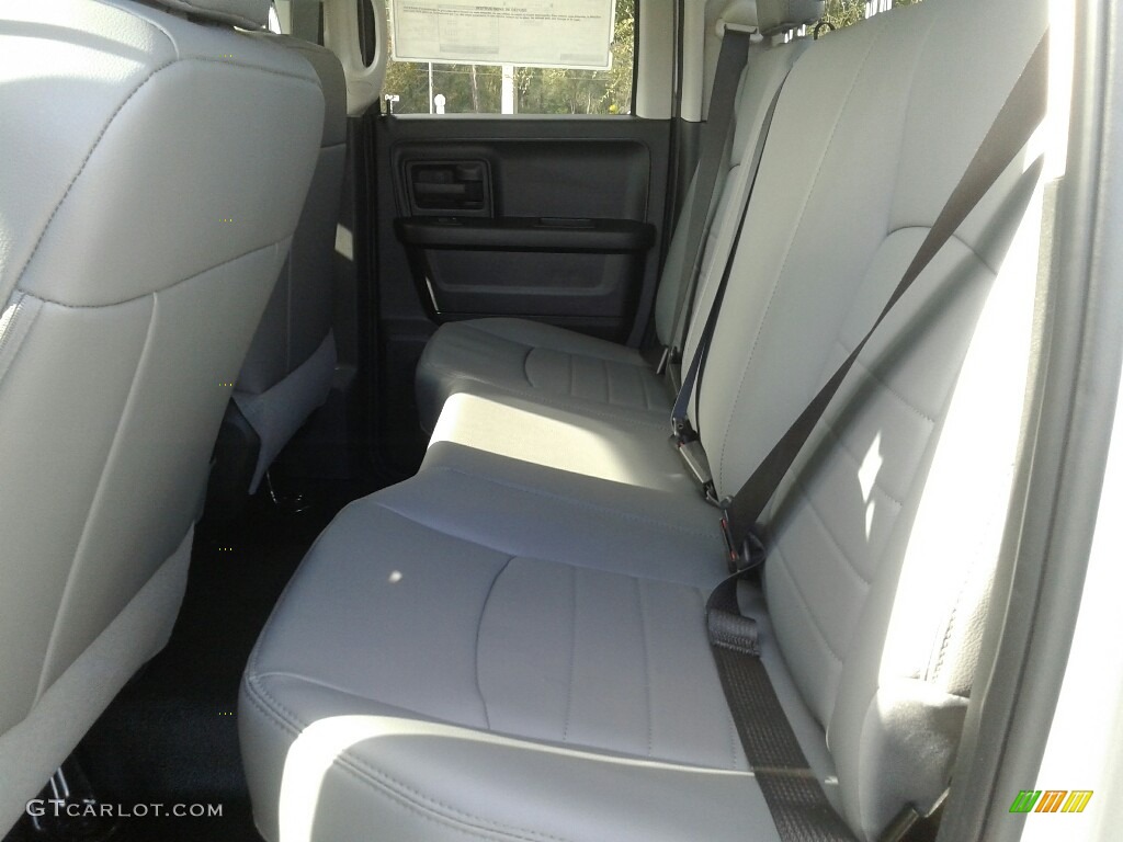 2018 1500 Tradesman Quad Cab - Bright Silver Metallic / Black/Diesel Gray photo #10
