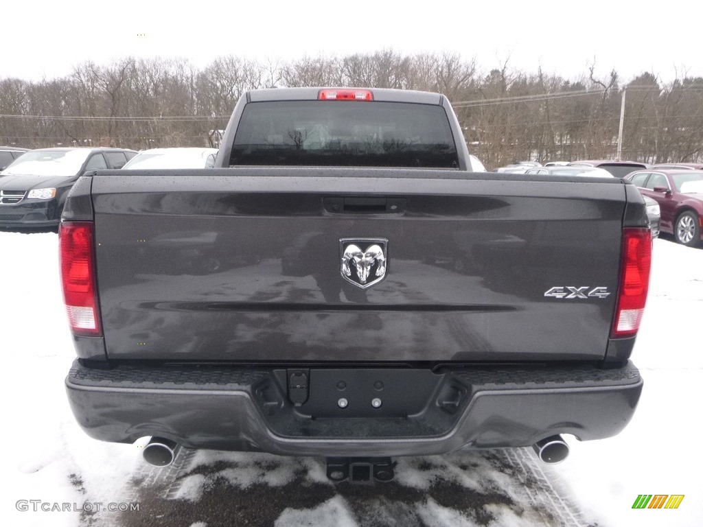 2018 1500 Express Quad Cab 4x4 - Granite Crystal Metallic / Black/Diesel Gray photo #4