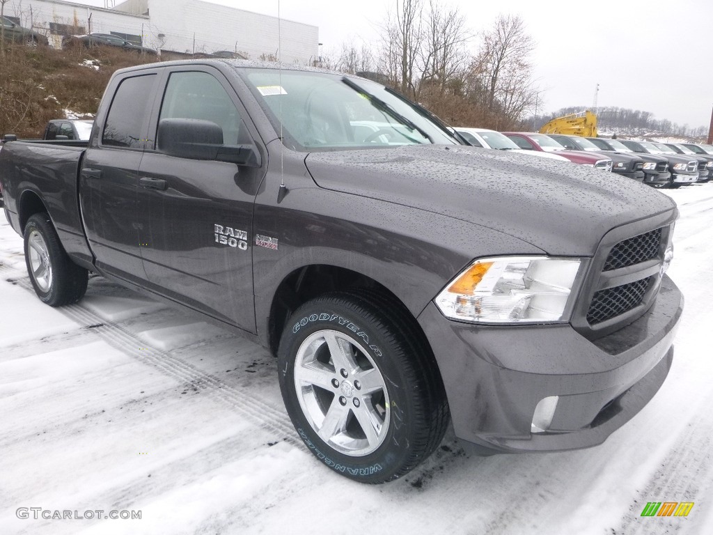 2018 1500 Express Quad Cab 4x4 - Granite Crystal Metallic / Black/Diesel Gray photo #7