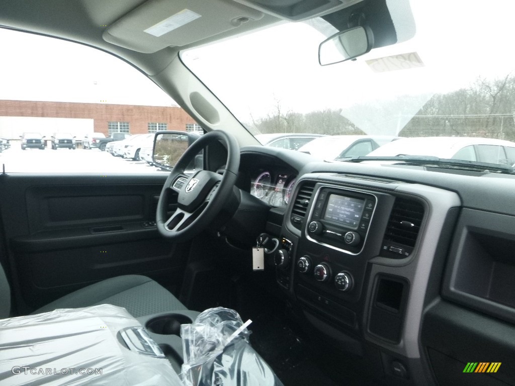2018 1500 Express Quad Cab 4x4 - Granite Crystal Metallic / Black/Diesel Gray photo #11