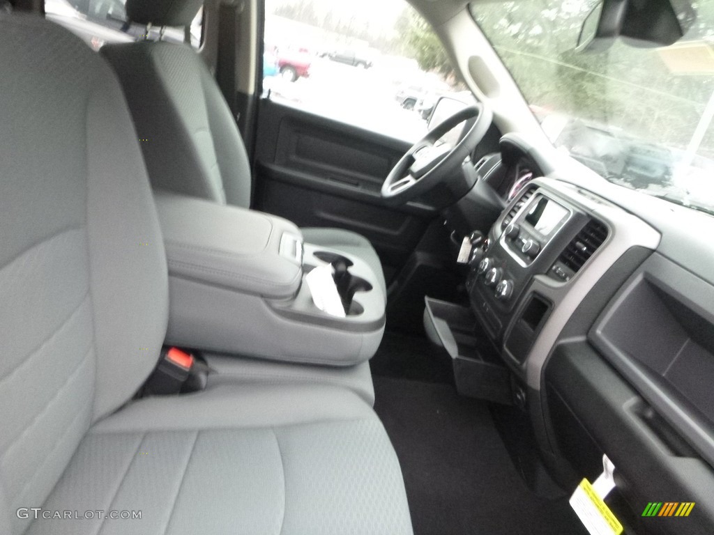 2018 1500 Express Quad Cab 4x4 - Granite Crystal Metallic / Black/Diesel Gray photo #10
