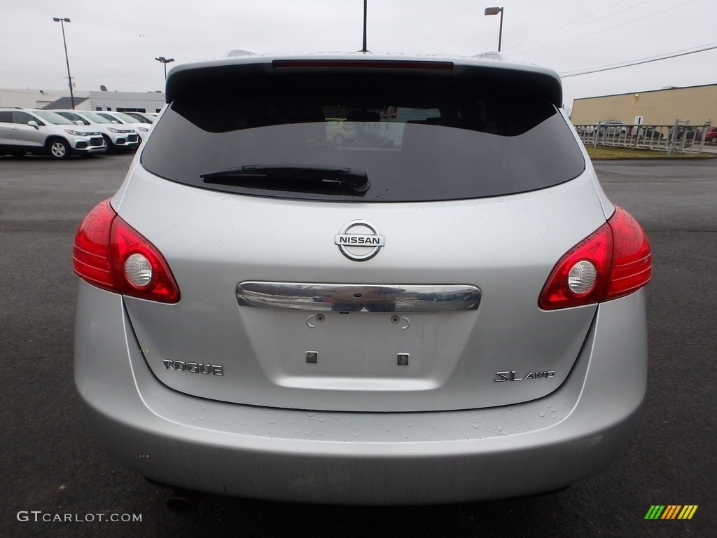 2011 Rogue SV AWD - Silver Ice Metallic / Black photo #3