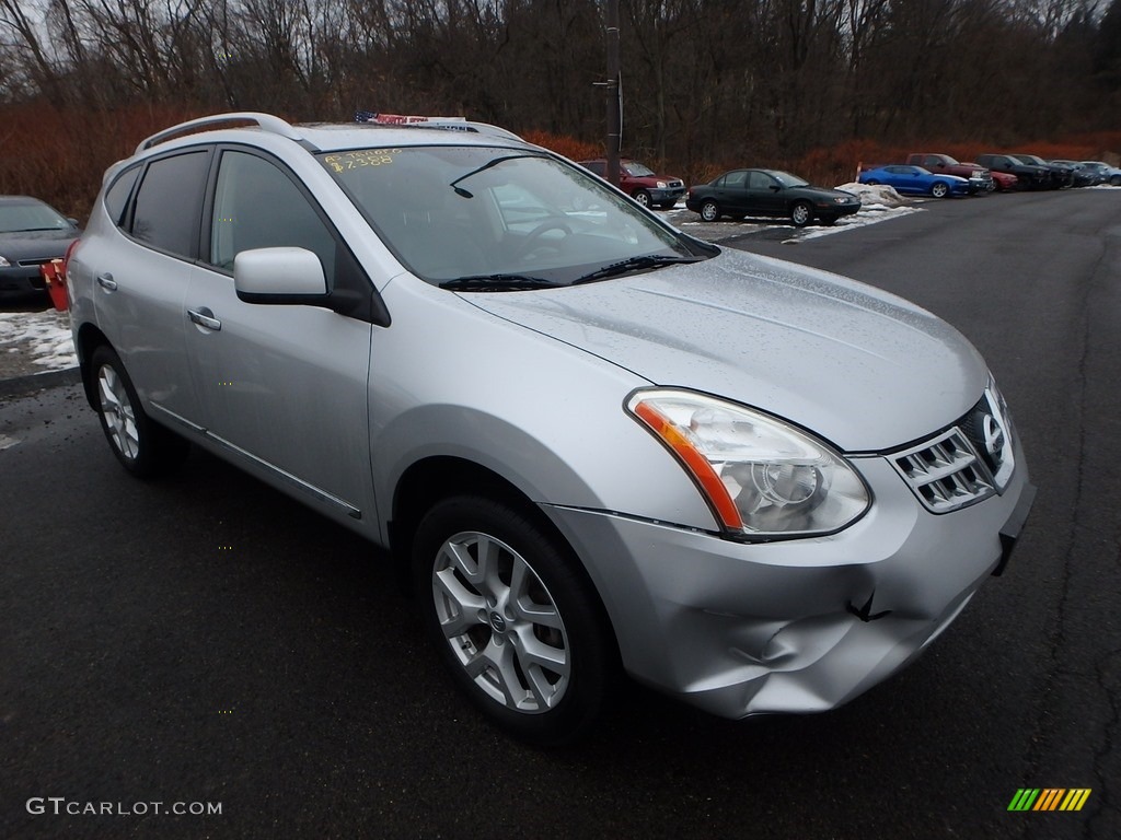 2011 Rogue SV AWD - Silver Ice Metallic / Black photo #5