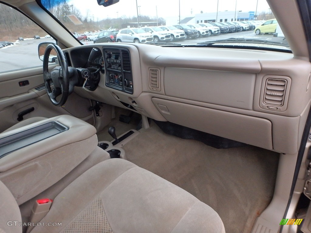 2004 Silverado 1500 Z71 Regular Cab 4x4 - Sandstone Metallic / Tan photo #8