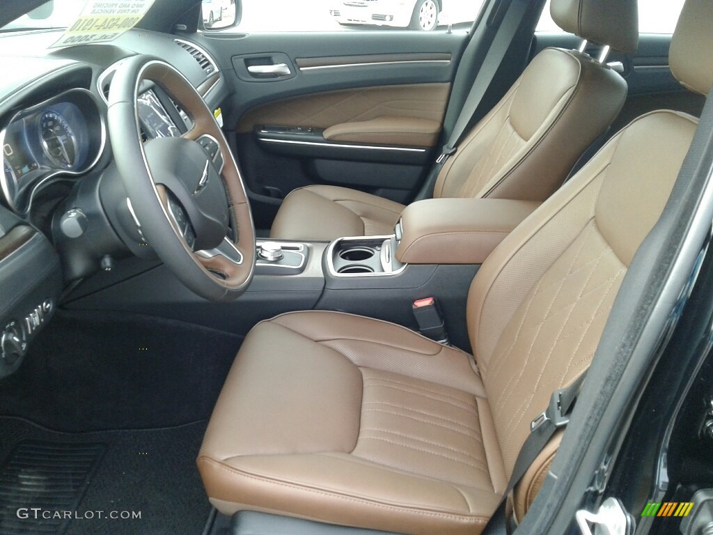 Deep Mocha Interior 2018 Chrysler 300 C Photo #124475148