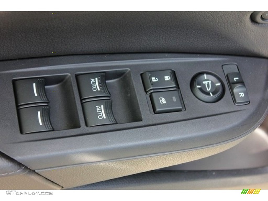 2018 Acura ILX Technology Plus Controls Photo #124476723