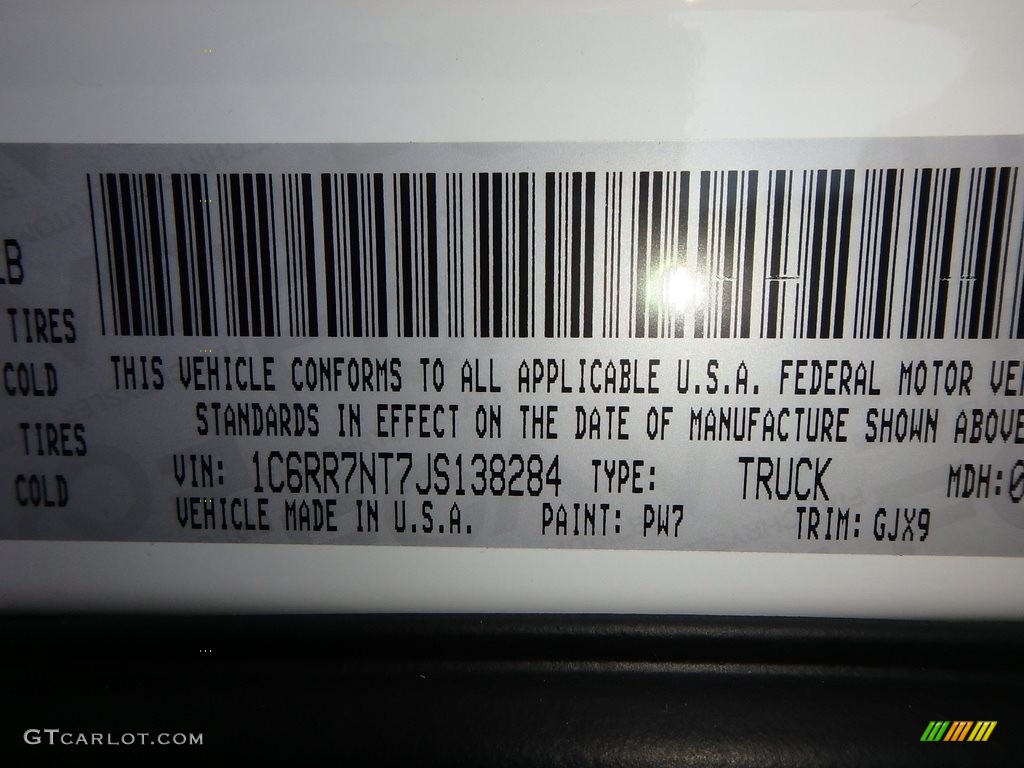 2018 1500 Laramie Crew Cab 4x4 - Bright White / Black photo #14