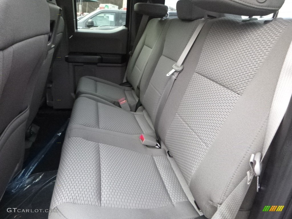 2018 F150 XLT SuperCab 4x4 - Ruby Red / Earth Gray photo #7