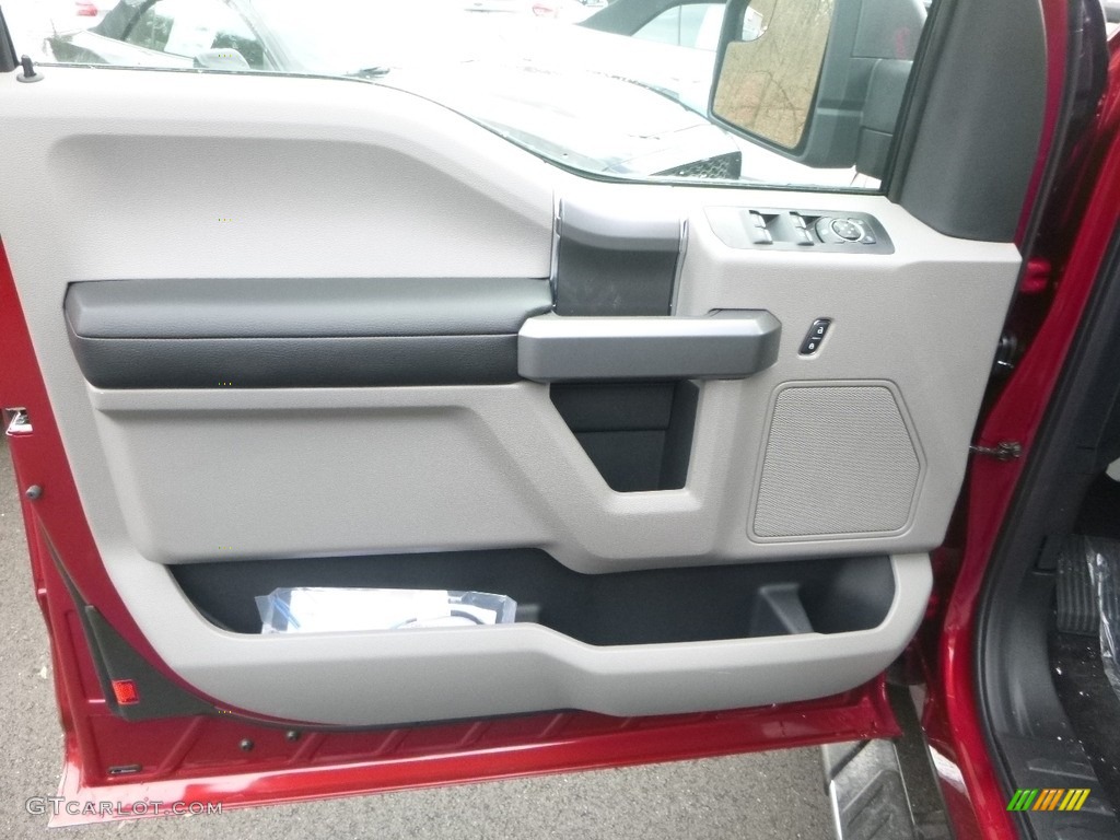 2018 F150 XLT SuperCab 4x4 - Ruby Red / Earth Gray photo #9