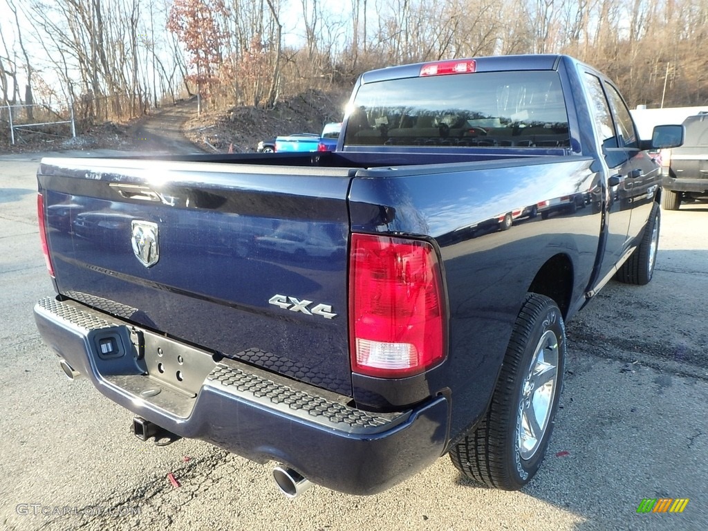 2018 1500 Express Quad Cab 4x4 - True Blue Pearl / Black/Diesel Gray photo #5