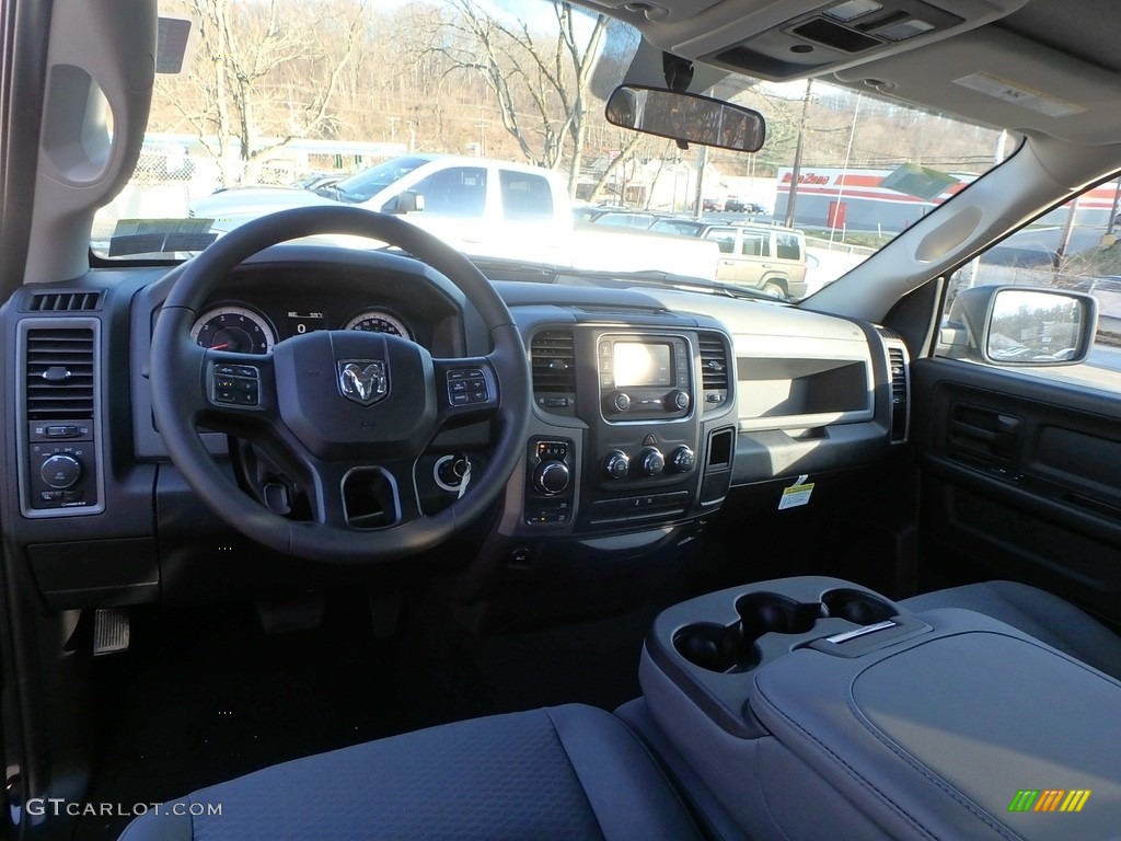 2018 1500 Express Quad Cab 4x4 - True Blue Pearl / Black/Diesel Gray photo #12
