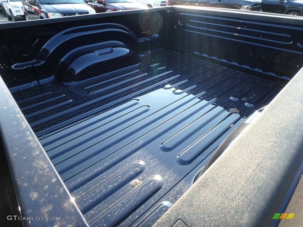 2018 1500 Express Quad Cab 4x4 - True Blue Pearl / Black/Diesel Gray photo #20