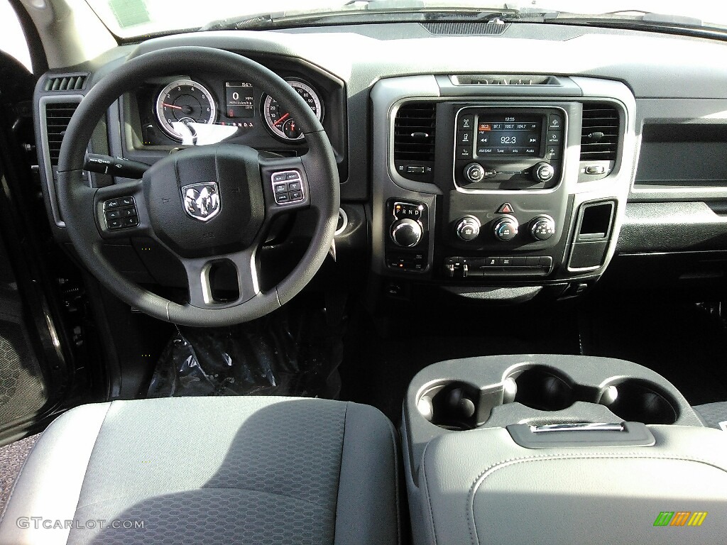 2018 1500 Express Crew Cab 4x4 - Granite Crystal Metallic / Black/Diesel Gray photo #6