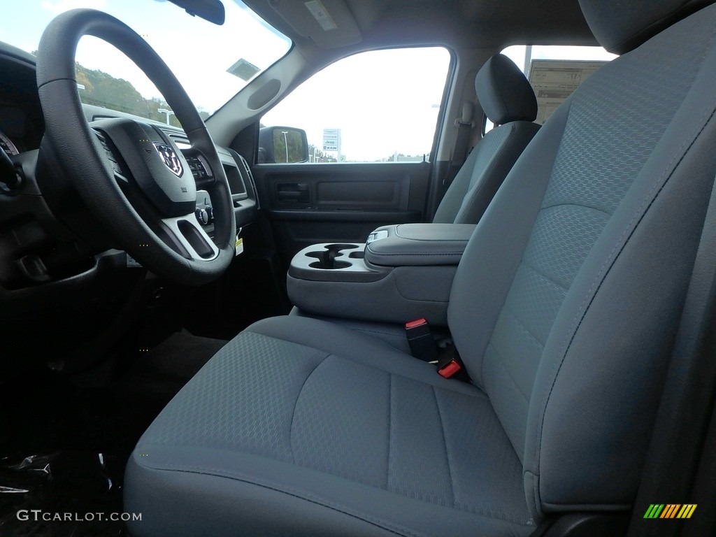 2018 1500 Express Quad Cab 4x4 - Flame Red / Black/Diesel Gray photo #10