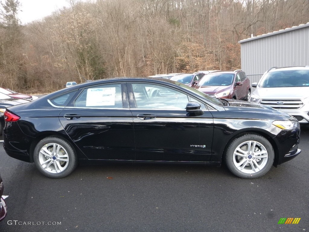 2018 Fusion Hybrid SE - Shadow Black / Ebony photo #1