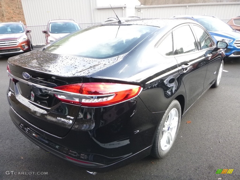 2018 Fusion Hybrid SE - Shadow Black / Ebony photo #2