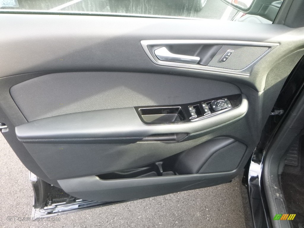 2018 Ford Edge SEL Ebony Door Panel Photo #124484654