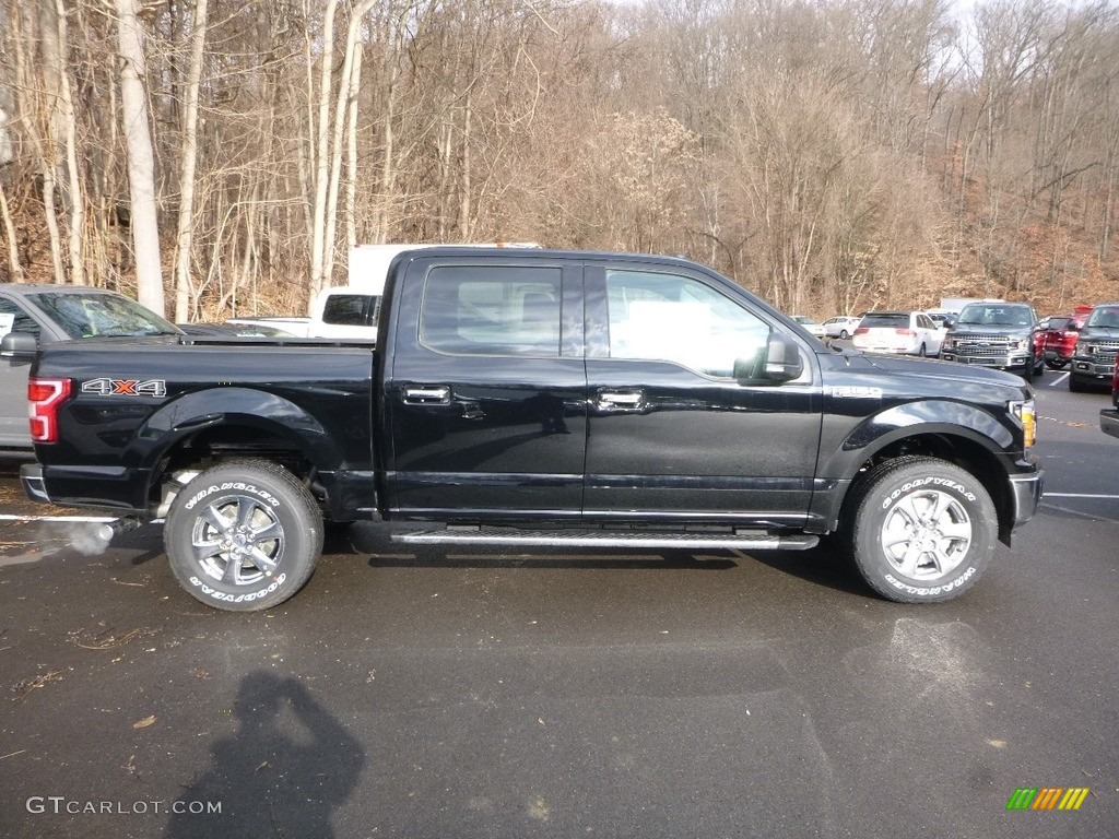 2018 F150 XLT SuperCrew 4x4 - Shadow Black / Earth Gray photo #1