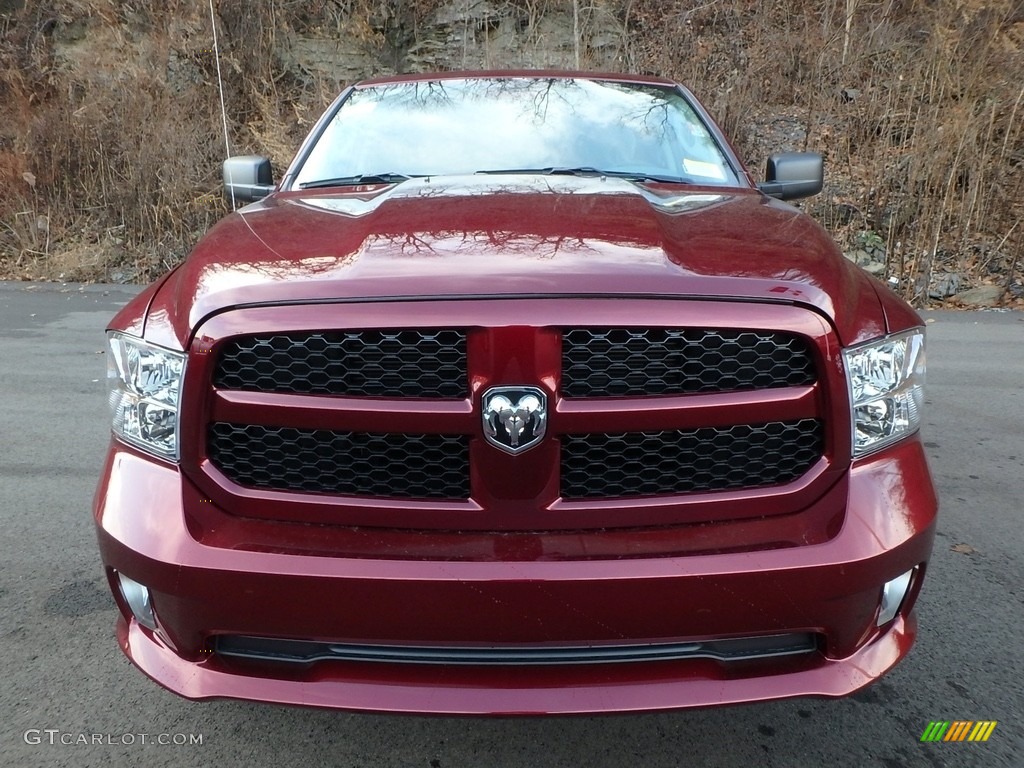 2018 1500 Express Quad Cab 4x4 - Delmonico Red Pearl / Black/Diesel Gray photo #8