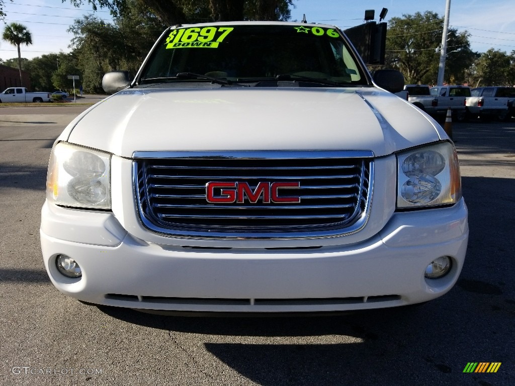 2006 Envoy SLE - Summit White / Light Gray photo #8