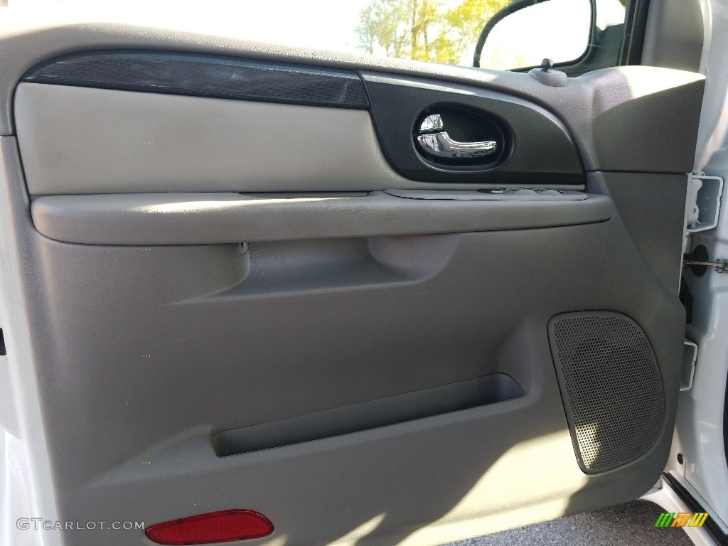 2006 Envoy SLE - Summit White / Light Gray photo #9