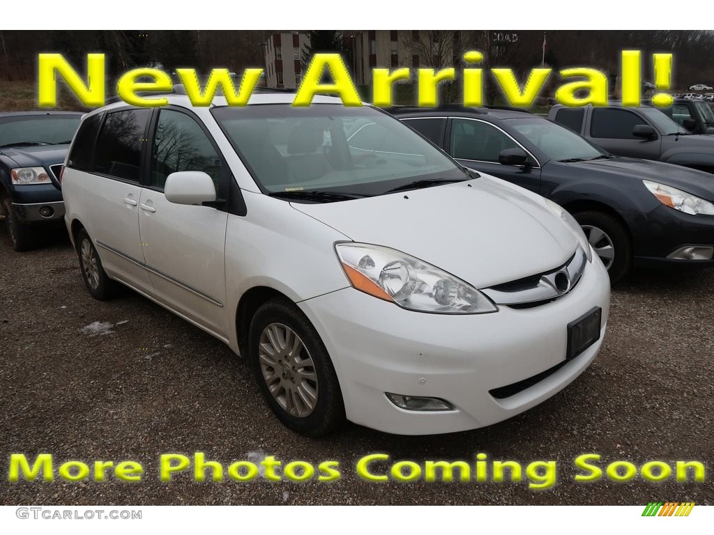 2010 Sienna XLE - Super White / Taupe photo #1