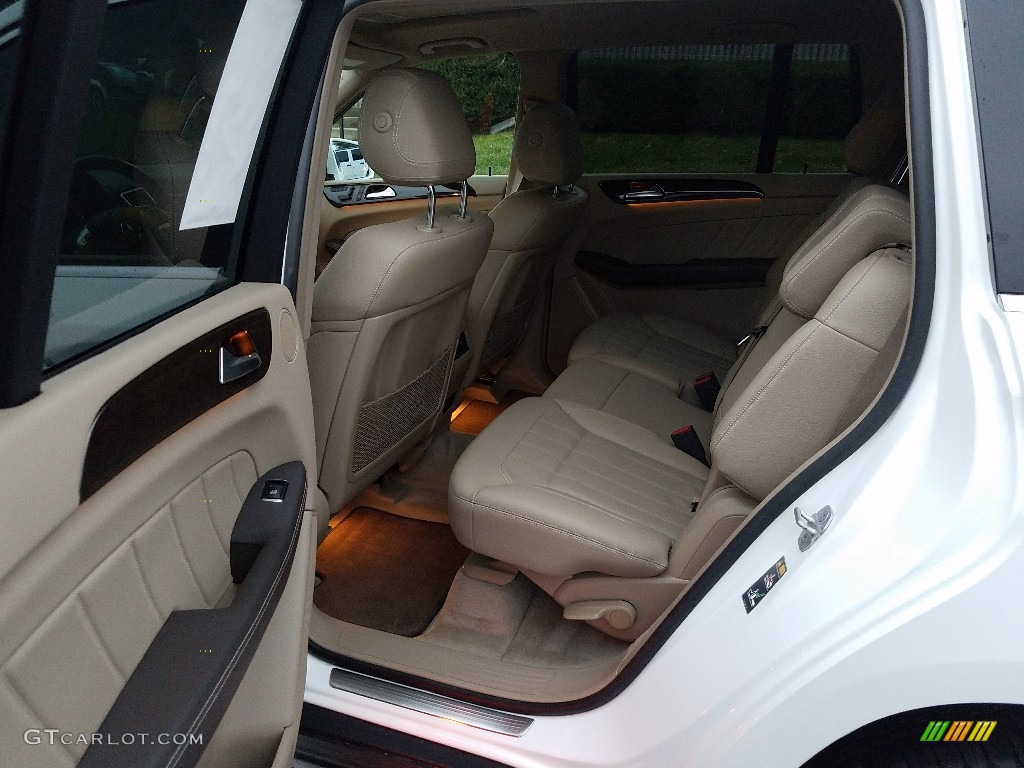2015 GL 450 4Matic - Polar White / Almond Beige/Mocha photo #42