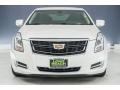 Crystal White Tricoat - XTS Luxury Photo No. 2