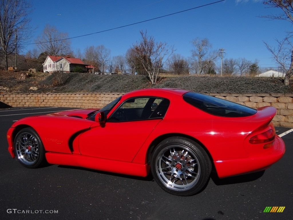 1997 Viper GTS - Viper Red / Black photo #7
