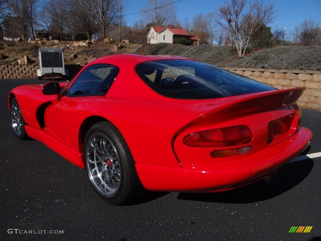 1997 Viper GTS - Viper Red / Black photo #8