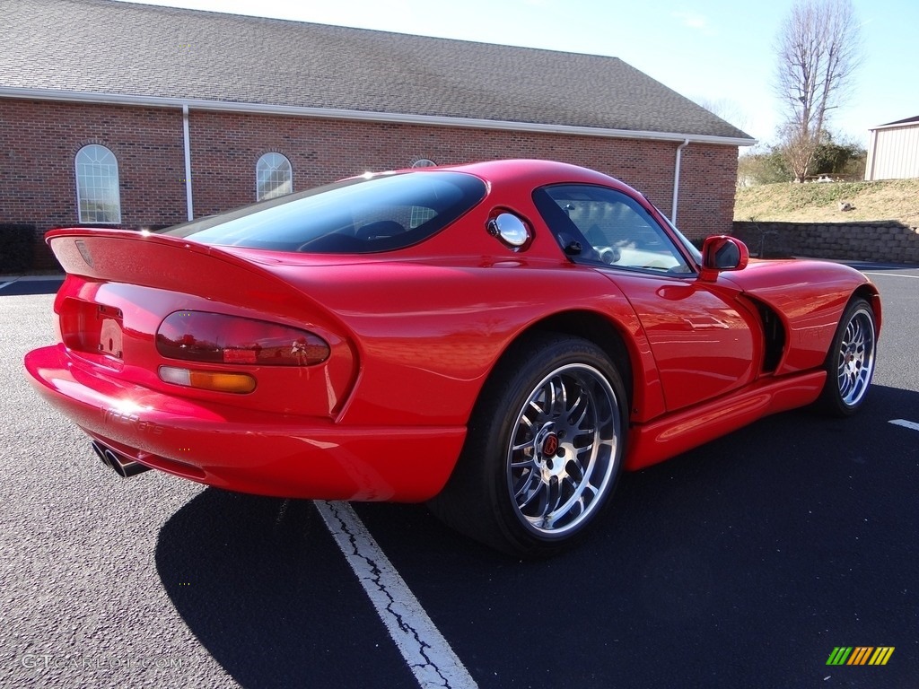1997 Viper GTS - Viper Red / Black photo #11