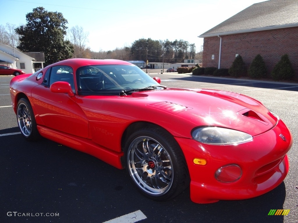 1997 Viper GTS - Viper Red / Black photo #15