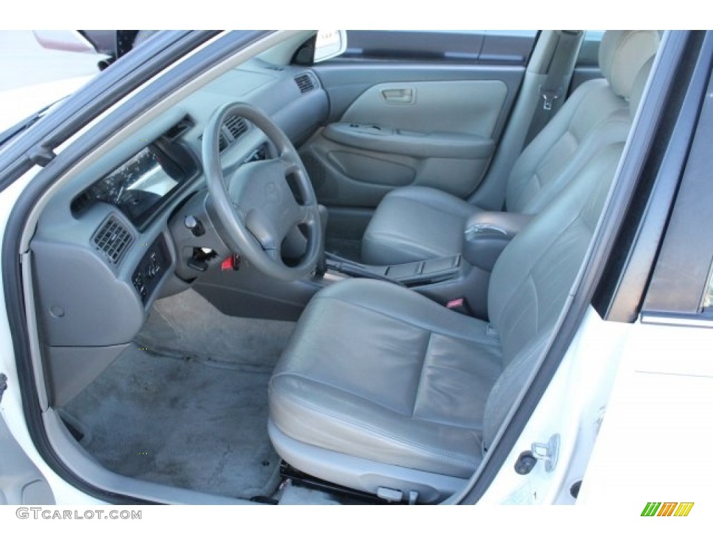 2000 Camry LE V6 - Super White / Gray photo #13