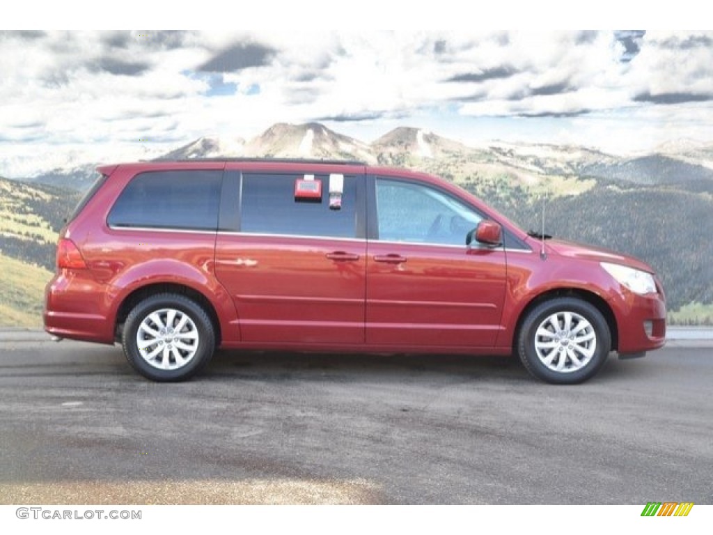 2012 Routan SE - Deep Claret Red Metallic / Aero Gray photo #2