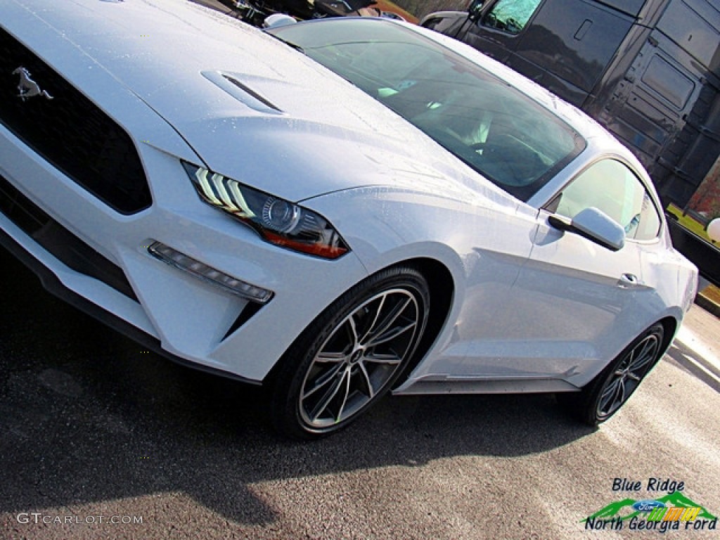 2018 Mustang EcoBoost Fastback - Oxford White / Ceramic photo #27