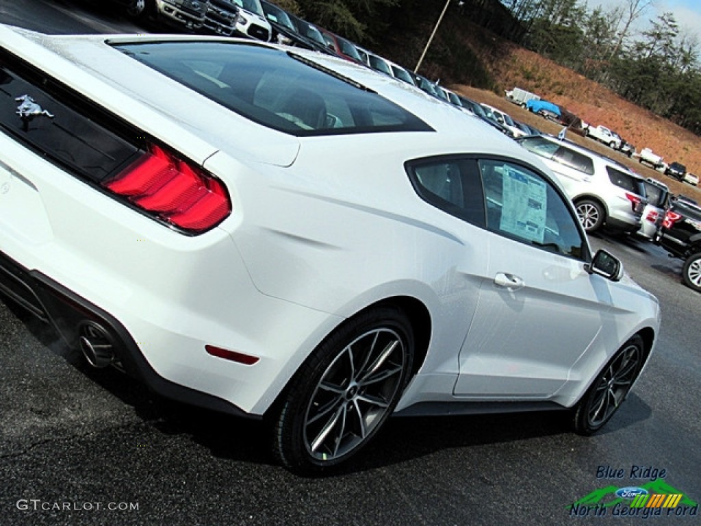 2018 Mustang EcoBoost Fastback - Oxford White / Ceramic photo #29