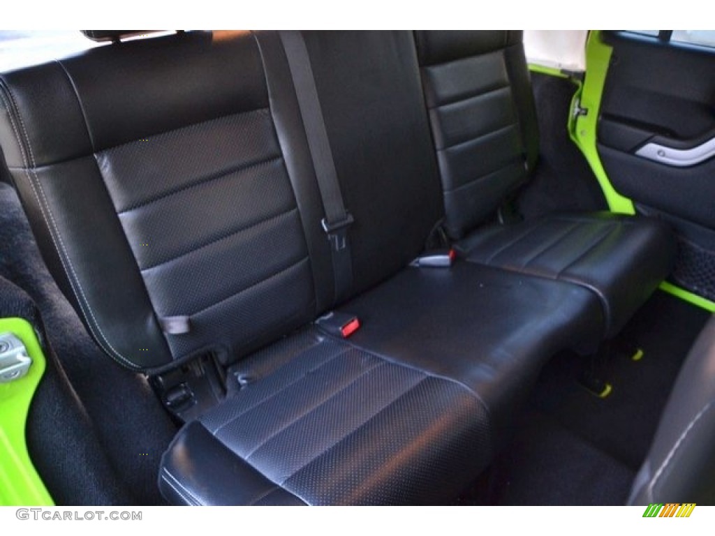 2012 Wrangler Unlimited Rubicon 4x4 - Gecko Green / Black/Dark Saddle photo #23