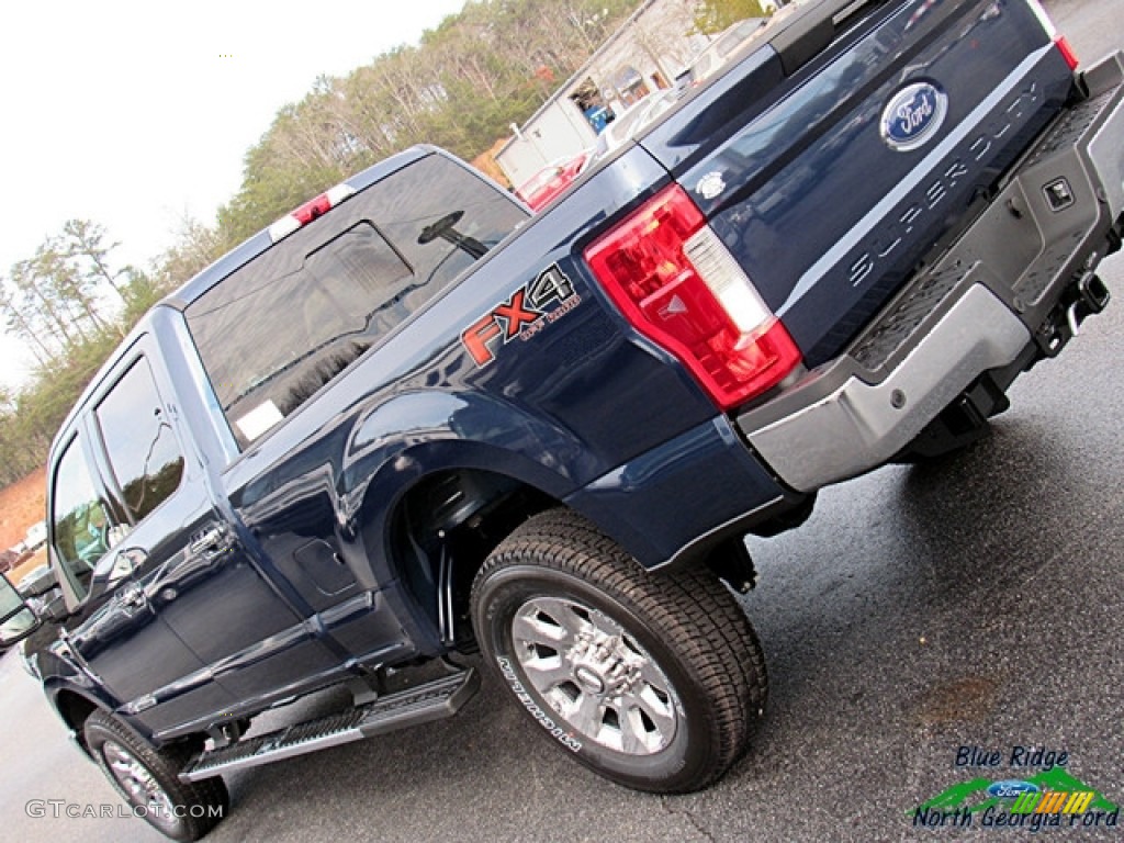 2018 F250 Super Duty Lariat Crew Cab 4x4 - Blue Jeans / Camel photo #39