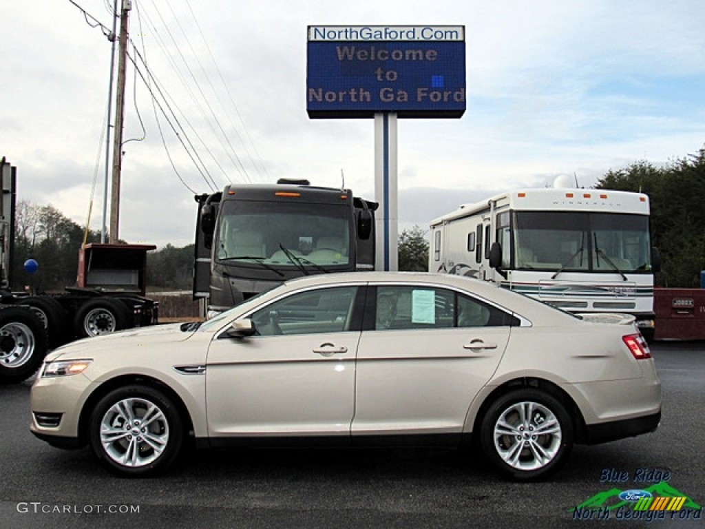 2018 Taurus SEL - White Gold / Dune photo #2
