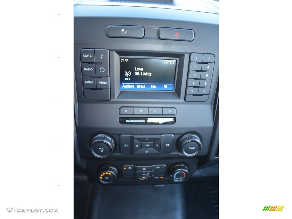 2017 F150 XL Regular Cab - Oxford White / Earth Gray photo #10