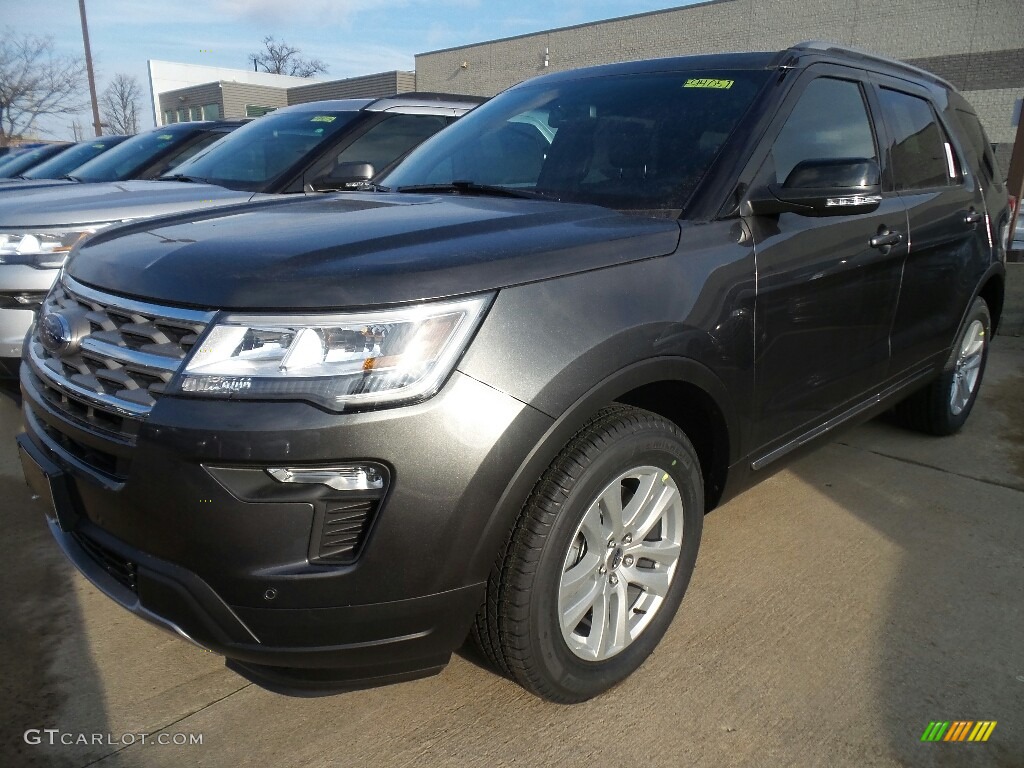2018 Explorer XLT 4WD - Magnetic Metallic / Ebony Black photo #1