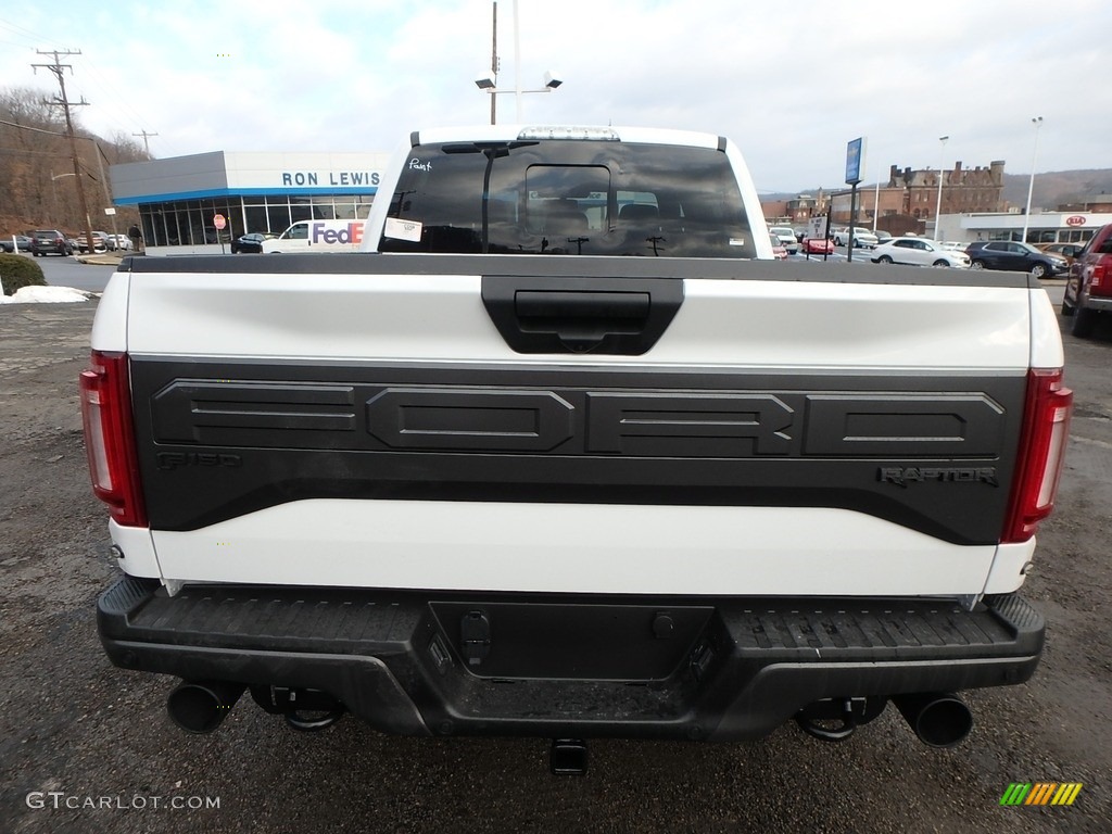 2018 F150 SVT Raptor SuperCrew 4x4 - Oxford White / Raptor Black photo #3