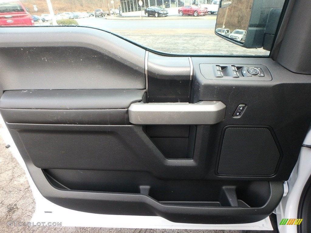 2018 Ford F150 SVT Raptor SuperCrew 4x4 Raptor Black Door Panel Photo #124502186