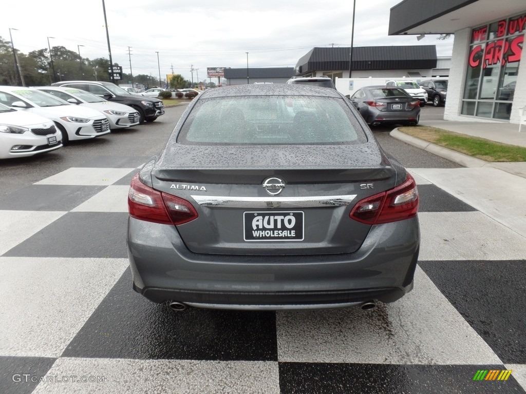 2017 Altima 2.5 SR - Gun Metallic / Charcoal photo #4