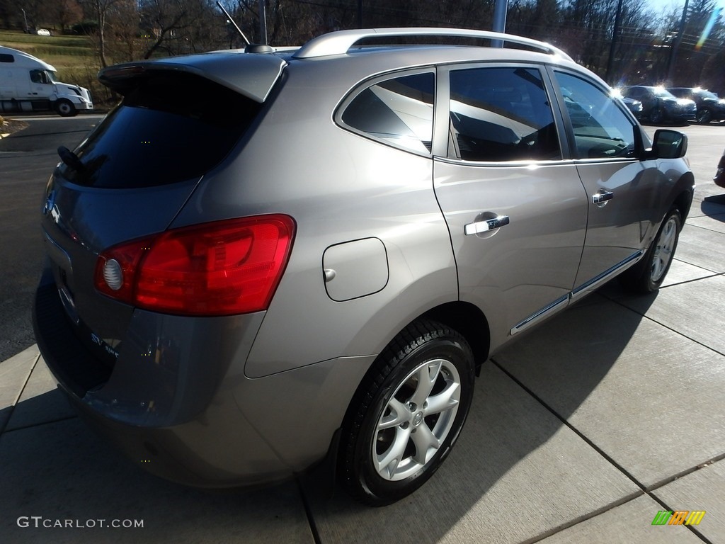 2011 Rogue SV AWD - Platinum Graphite / Black photo #6