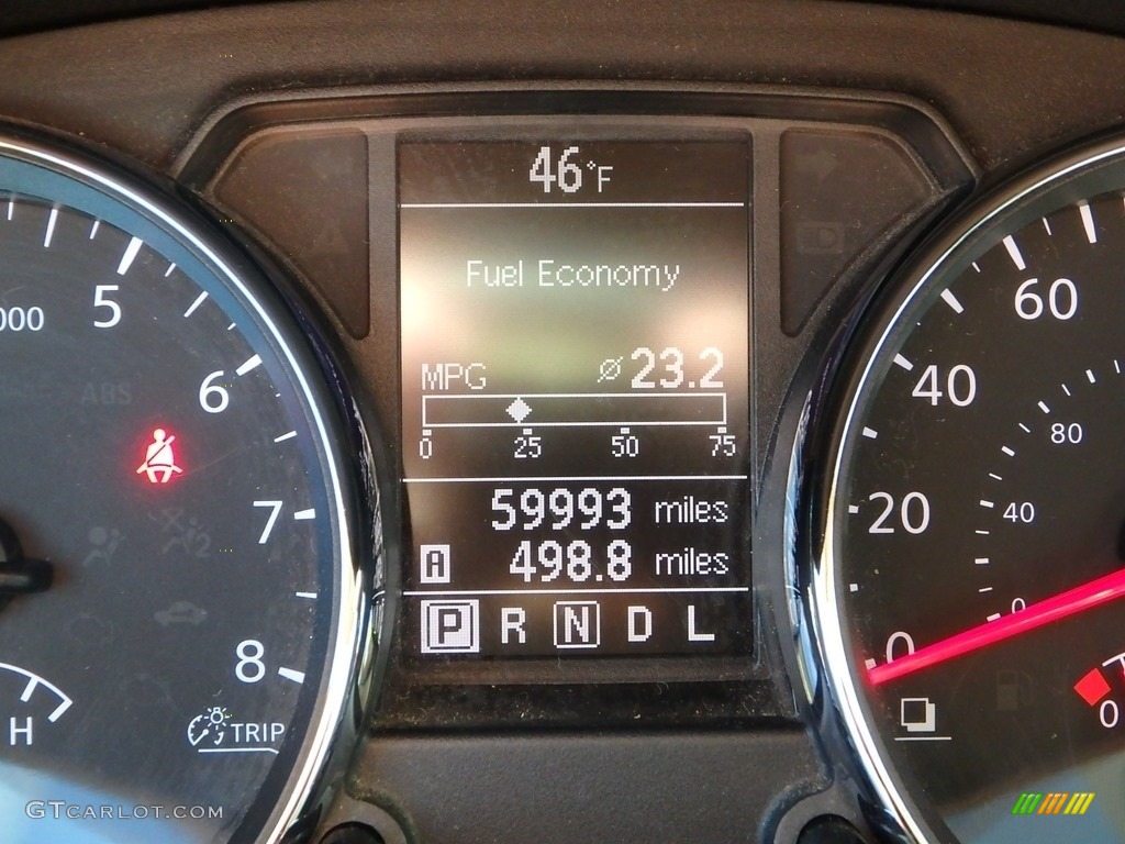 2011 Rogue SV AWD - Platinum Graphite / Black photo #24