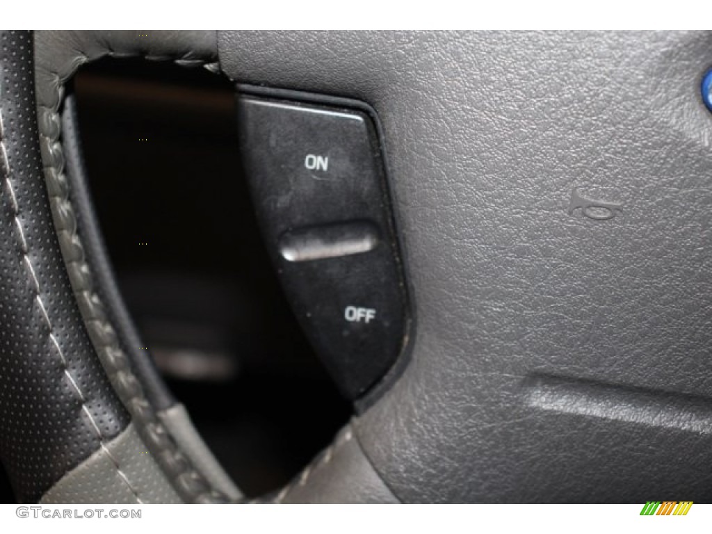 2003 Expedition XLT - Laser Red Tinted Metallic / Flint Grey photo #13