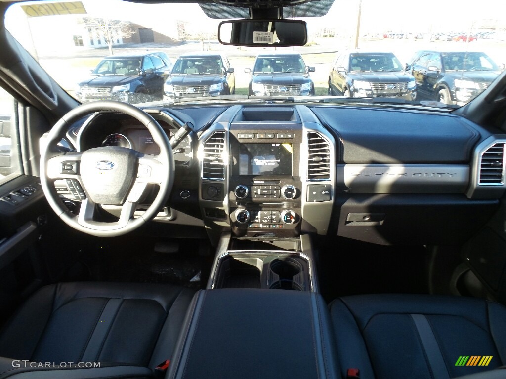 2018 Ford F450 Super Duty Platinum Crew Cab 4x4 Dashboard Photos